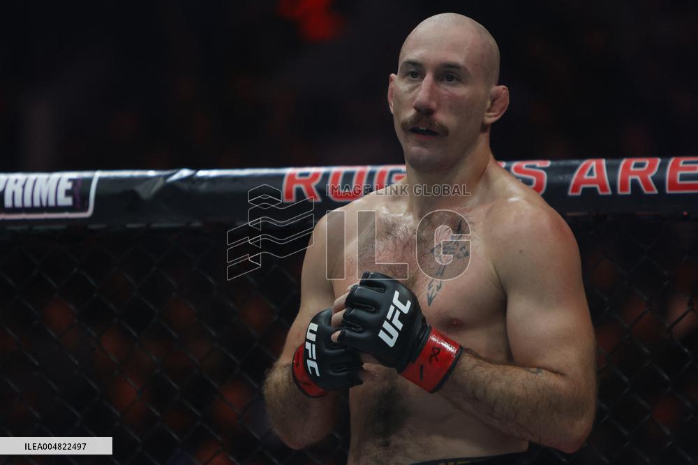 UFC Fight Night 262 - Allen v De Ridder