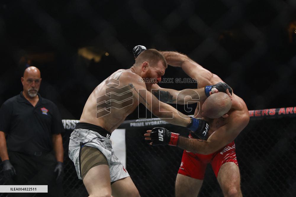 UFC Fight Night 262 - Allen v De Ridder