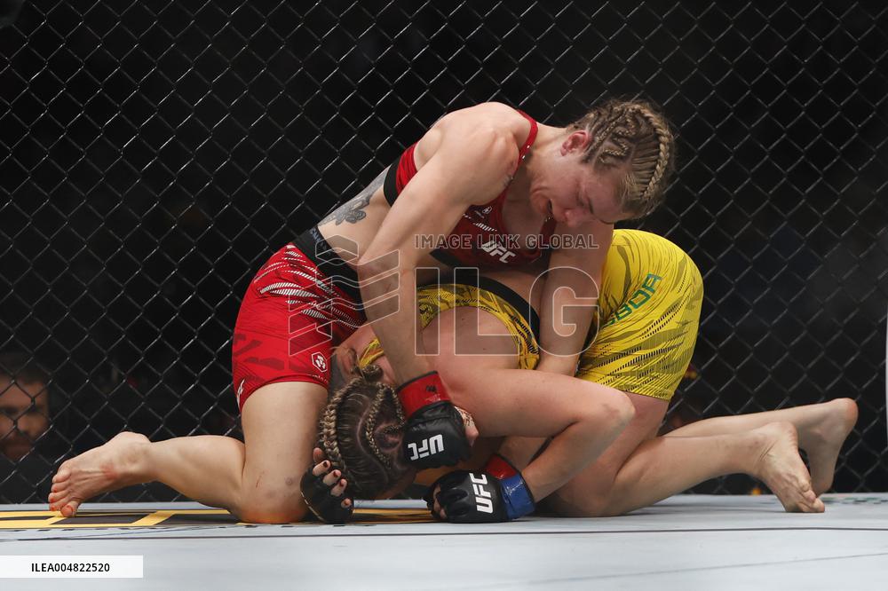 UFC Fight Night 262 - Allen v De Ridder