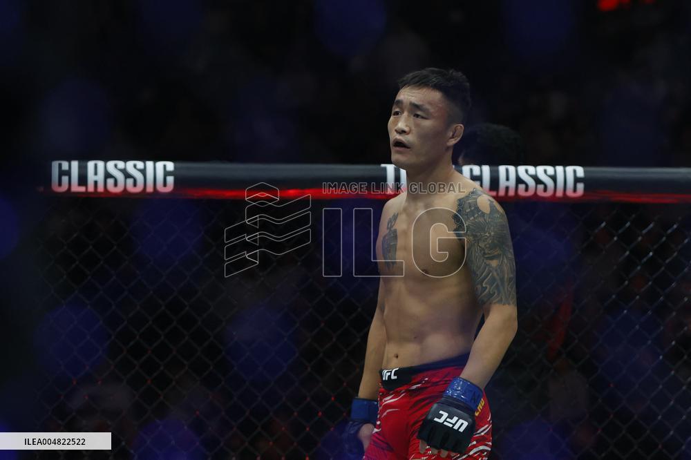 UFC Fight Night 262 - Allen v De Ridder