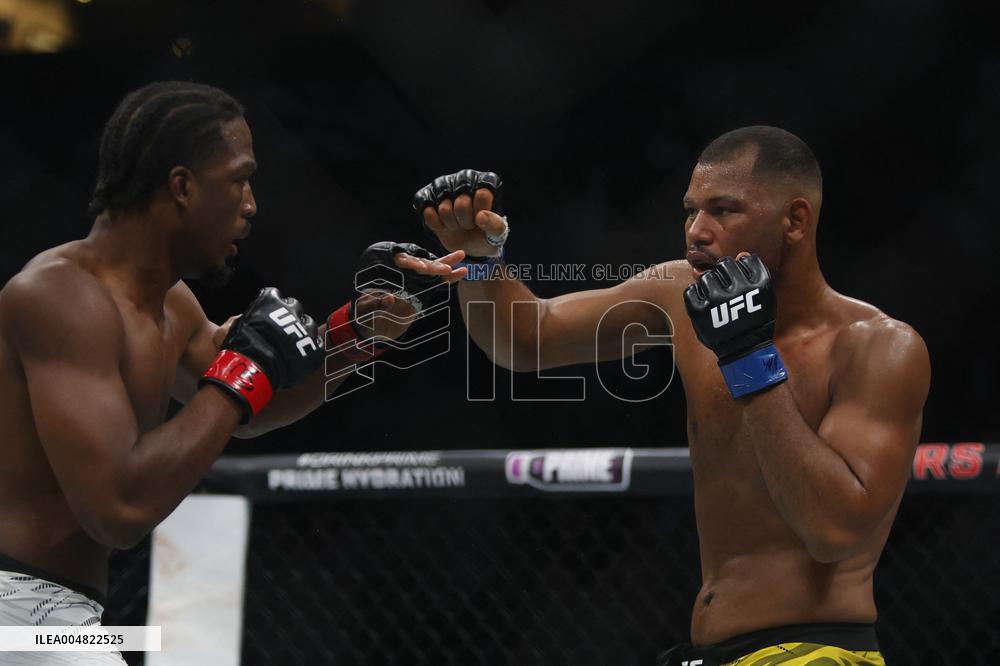 UFC Fight Night 262 - Allen v De Ridder