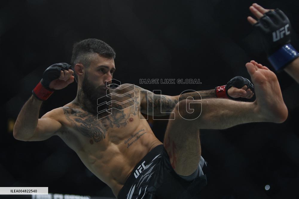 UFC Fight Night 262 - Allen v De Ridder