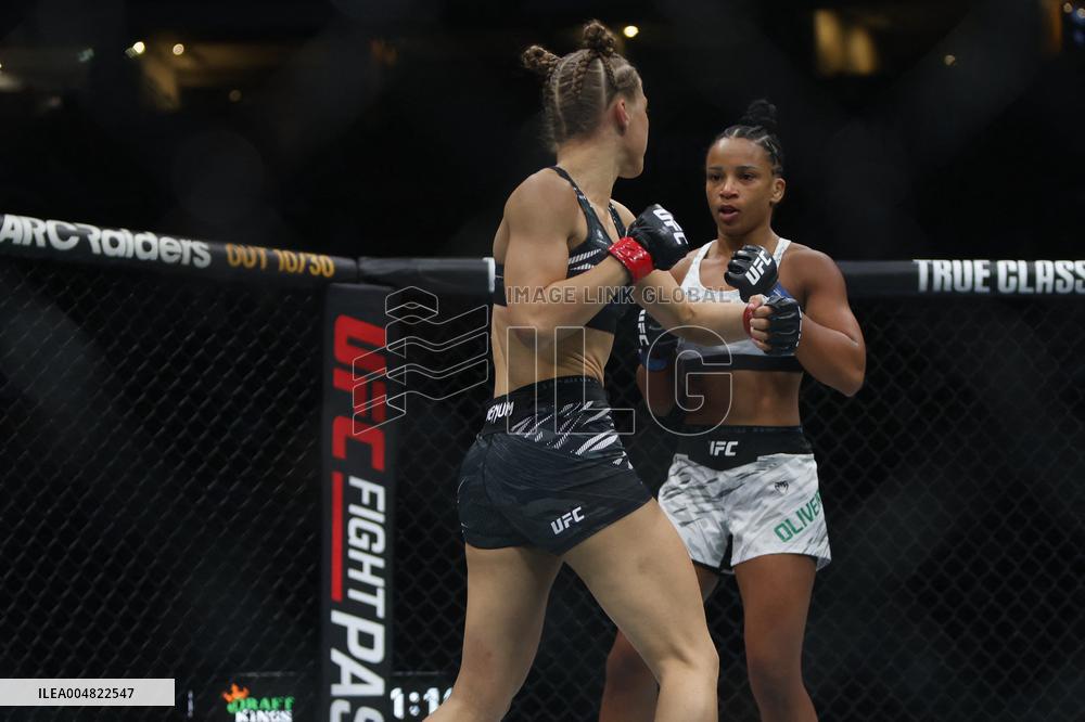 UFC Fight Night 262 - Allen v De Ridder