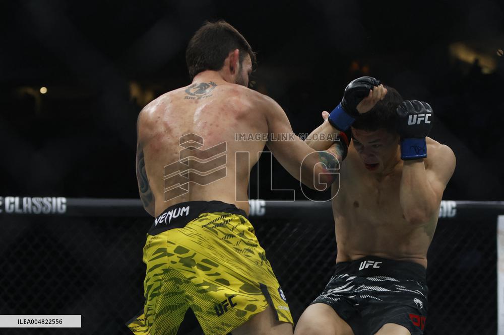 UFC Fight Night 262 - Allen v De Ridder