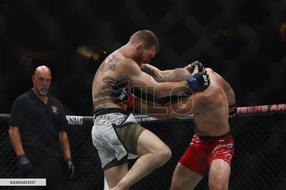 UFC Fight Night 262 - Allen v De Ridder