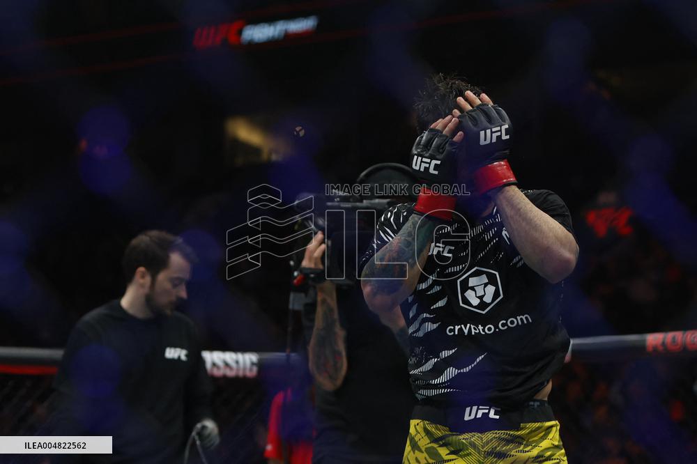 UFC Fight Night 262 - Allen v De Ridder