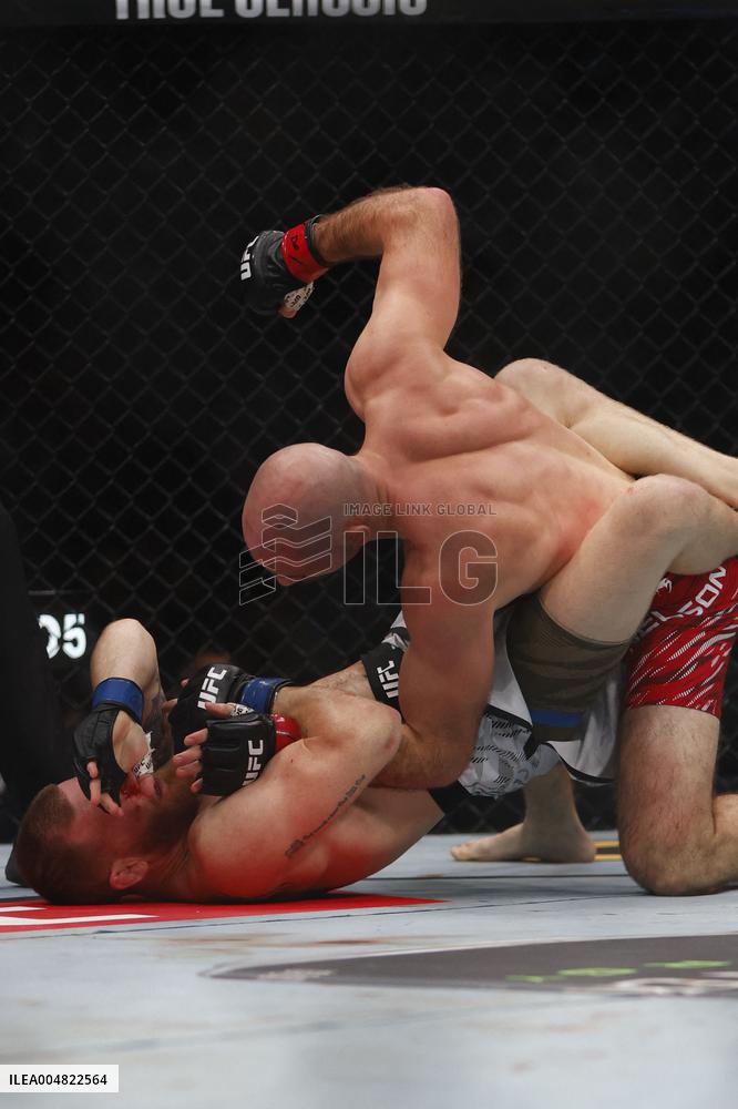 UFC Fight Night 262 - Allen v De Ridder