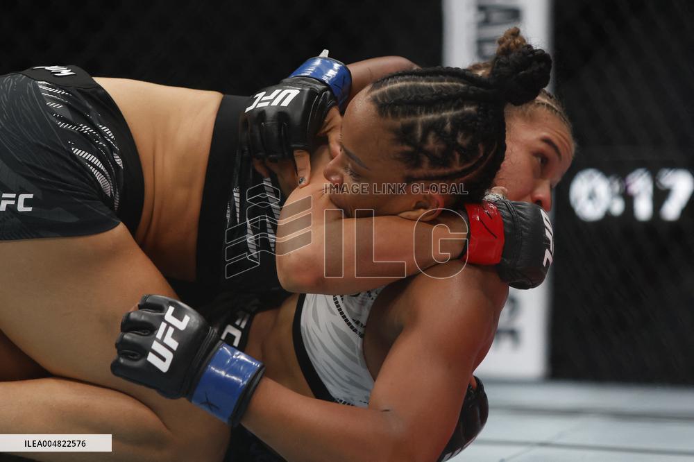 UFC Fight Night 262 - Allen v De Ridder