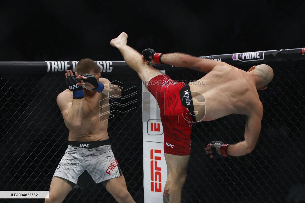 UFC Fight Night 262 - Allen v De Ridder