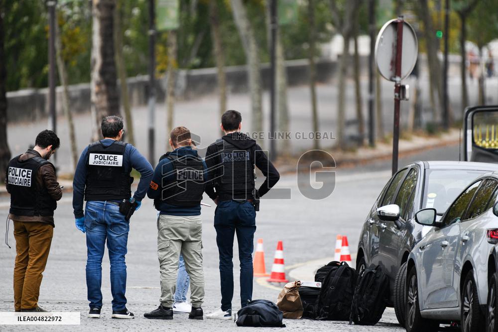 Conviction Pieces of the Robbery at the Louvre Museum - Paris