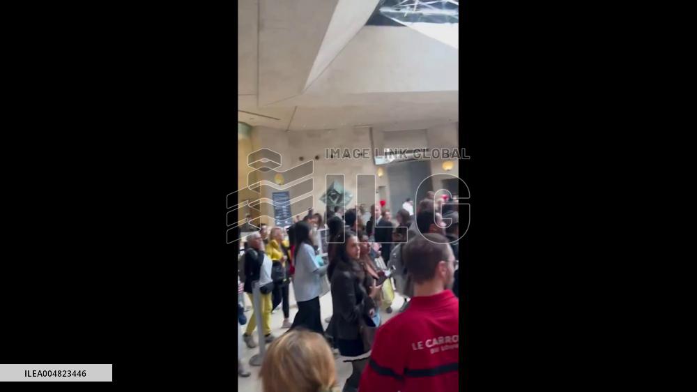 France: Louvre Evacuated After Theft of Priceless Crown Jewels