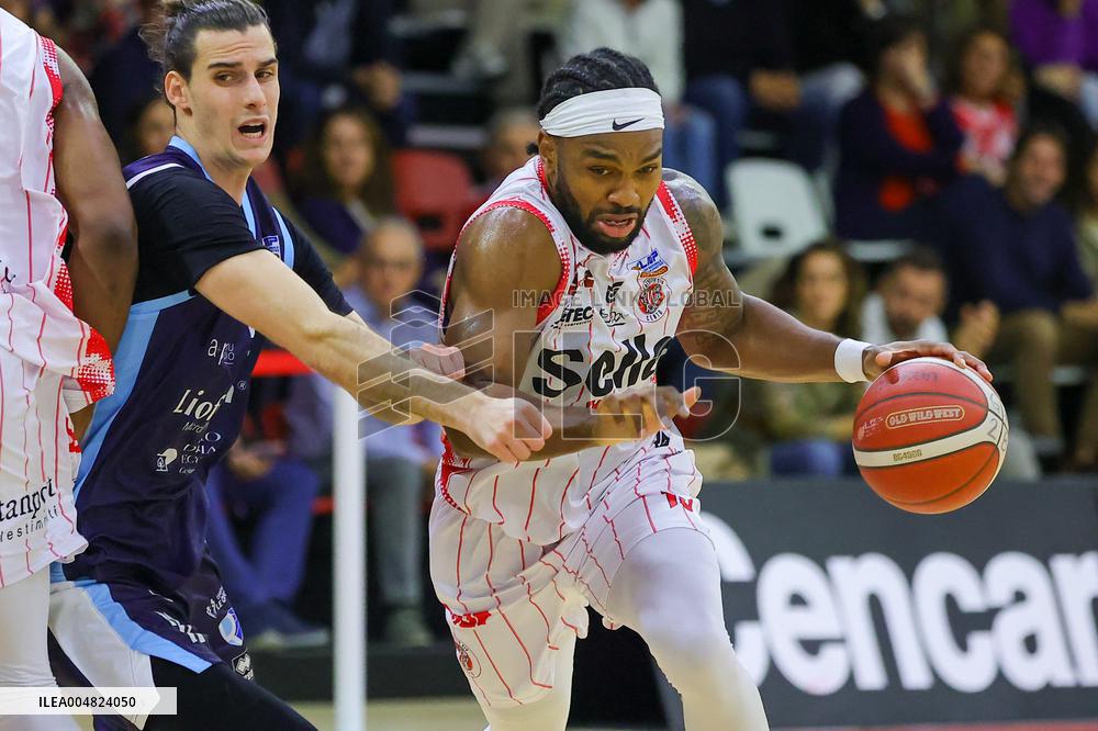 BASKET - Serie A2 - Sella Cento vs Liofilchem Roseto