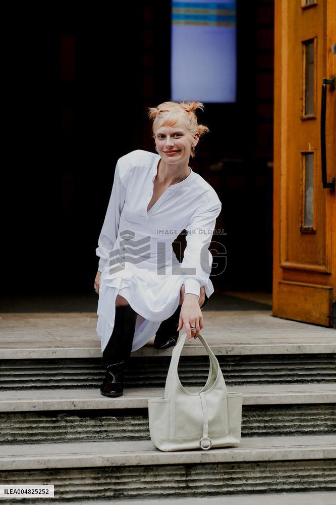 PFW -  Paloma Wool Street Style