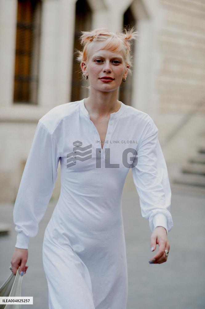 PFW -  Paloma Wool Street Style