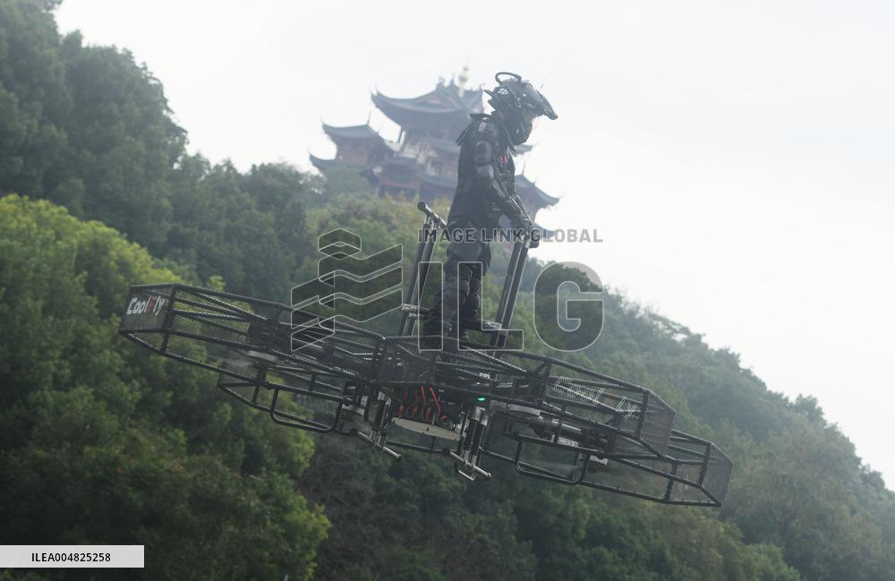 Manned Near-earth Vehicle