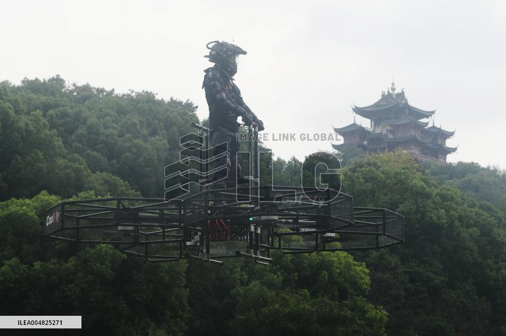 Manned Near-earth Vehicle