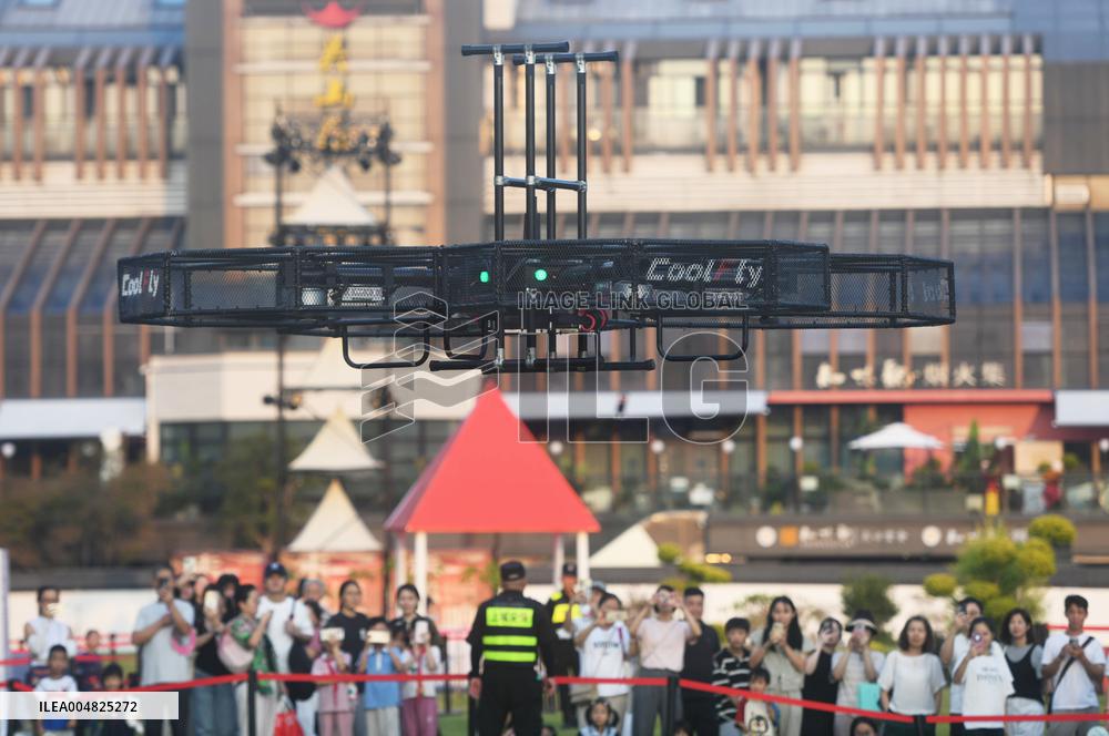 Manned Near-earth Vehicle