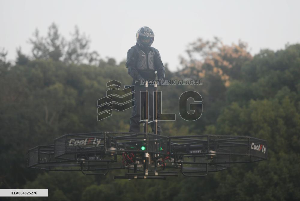 Manned Near-earth Vehicle