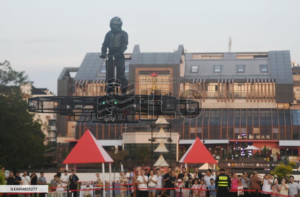 Manned Near-earth Vehicle