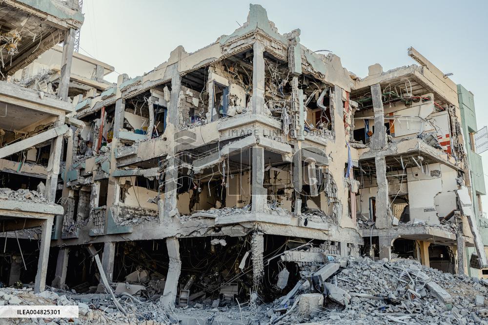 Gaza Hospitals In Ruins