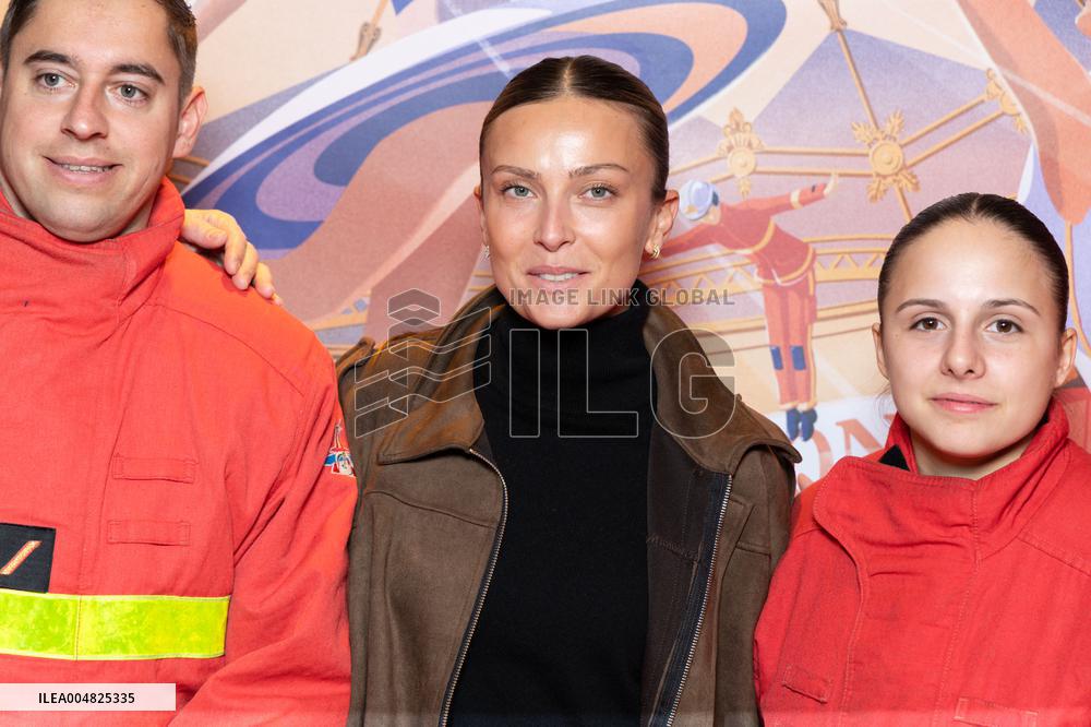 Tempo New Cirque D Hiver Bouglione - Paris