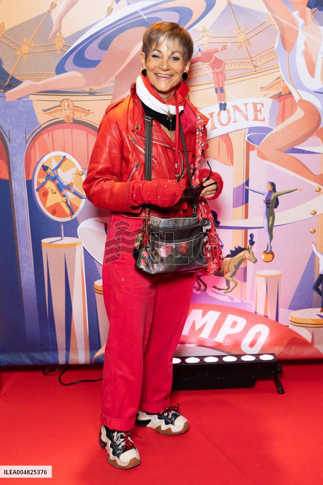 Tempo New Cirque D Hiver Bouglione - Paris