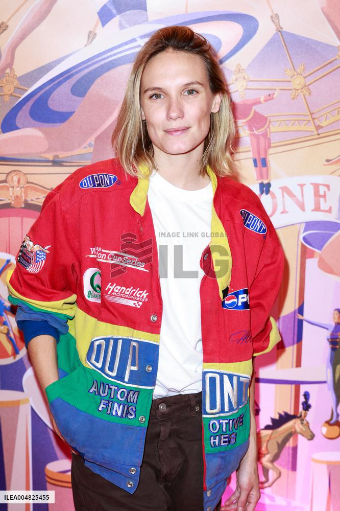 Tempo New Cirque D Hiver Bouglione - Paris