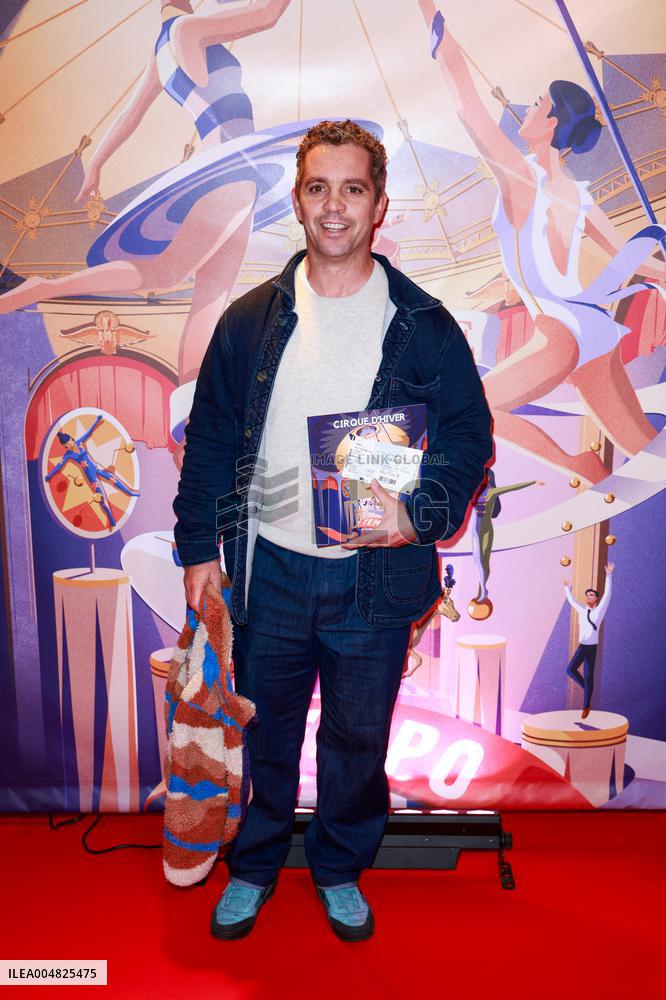 Tempo New Cirque D Hiver Bouglione - Paris