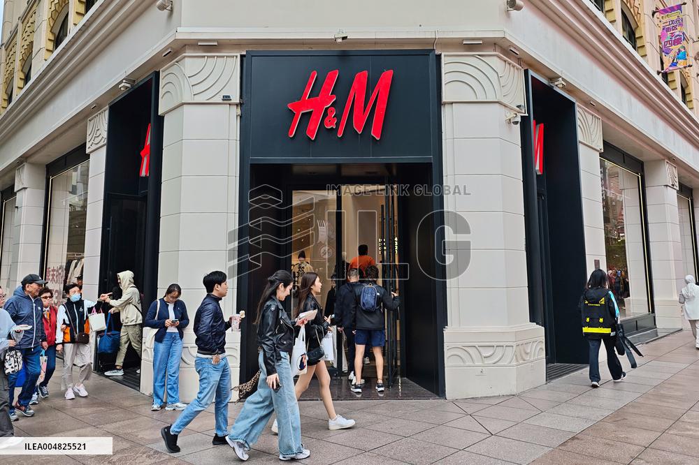 H&M Flagship Store