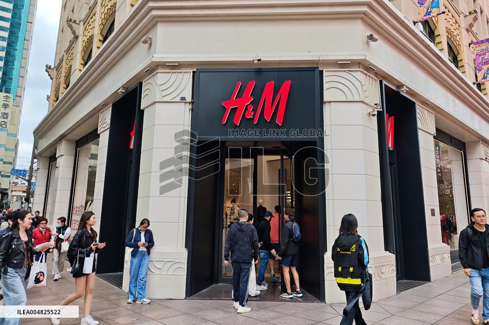 H&M Flagship Store