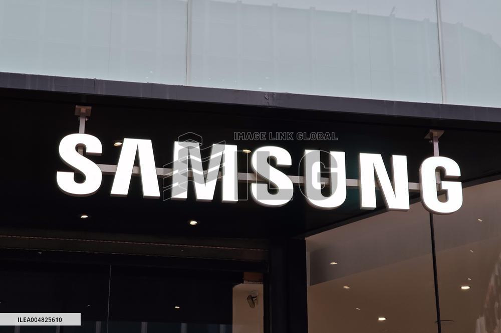 Samsung Store