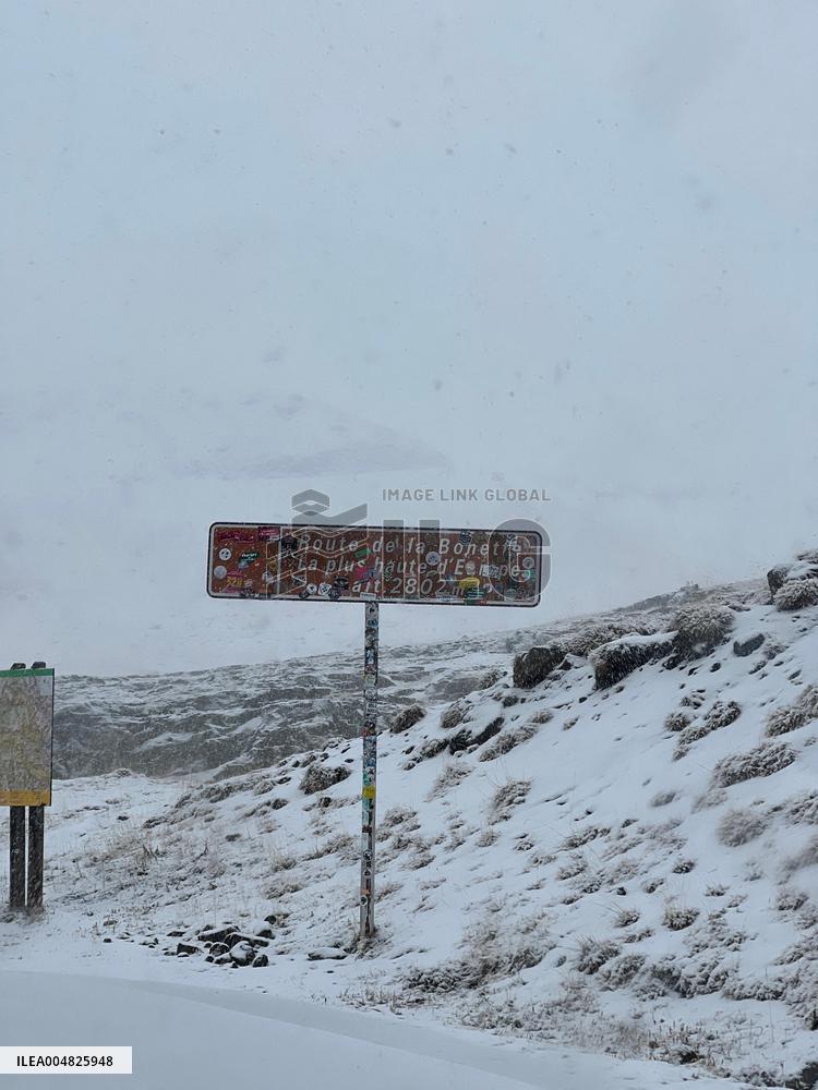 Early Snow - French Alps