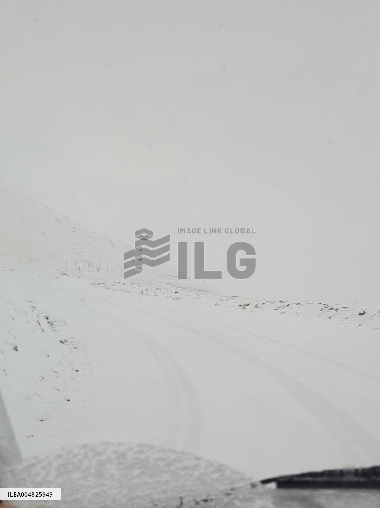 Early Snow - French Alps