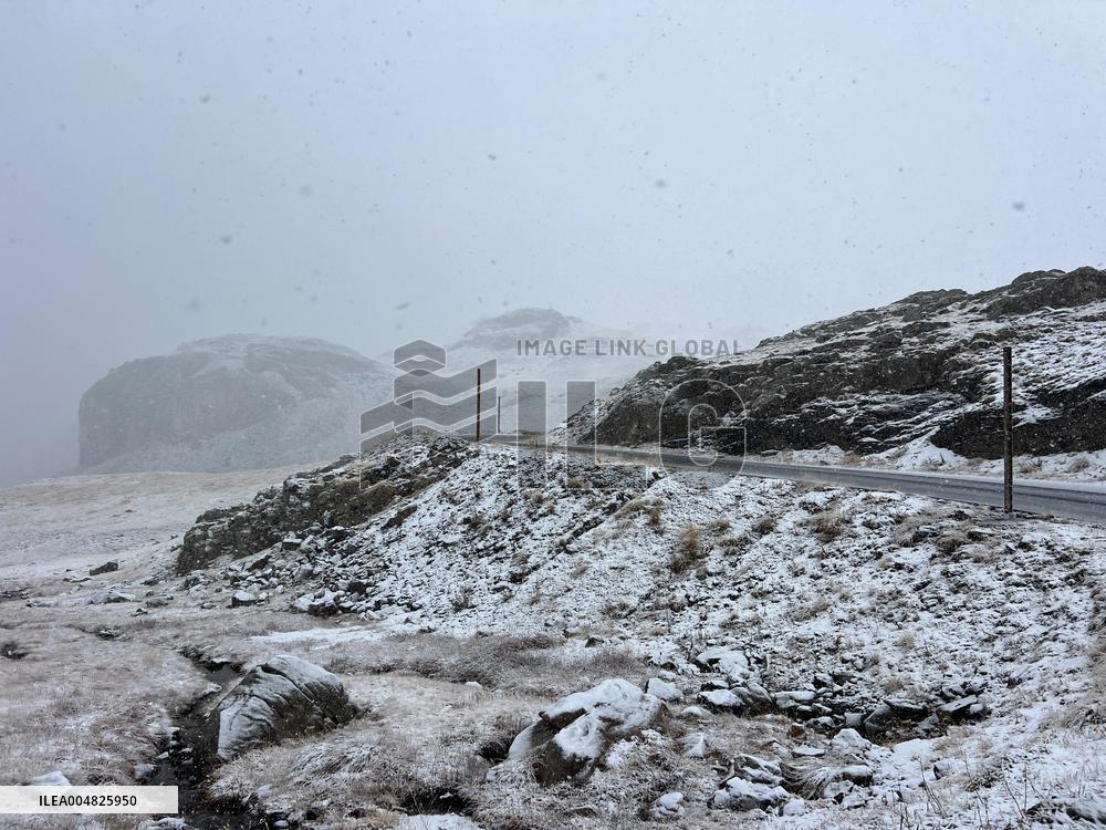 Early Snow - French Alps