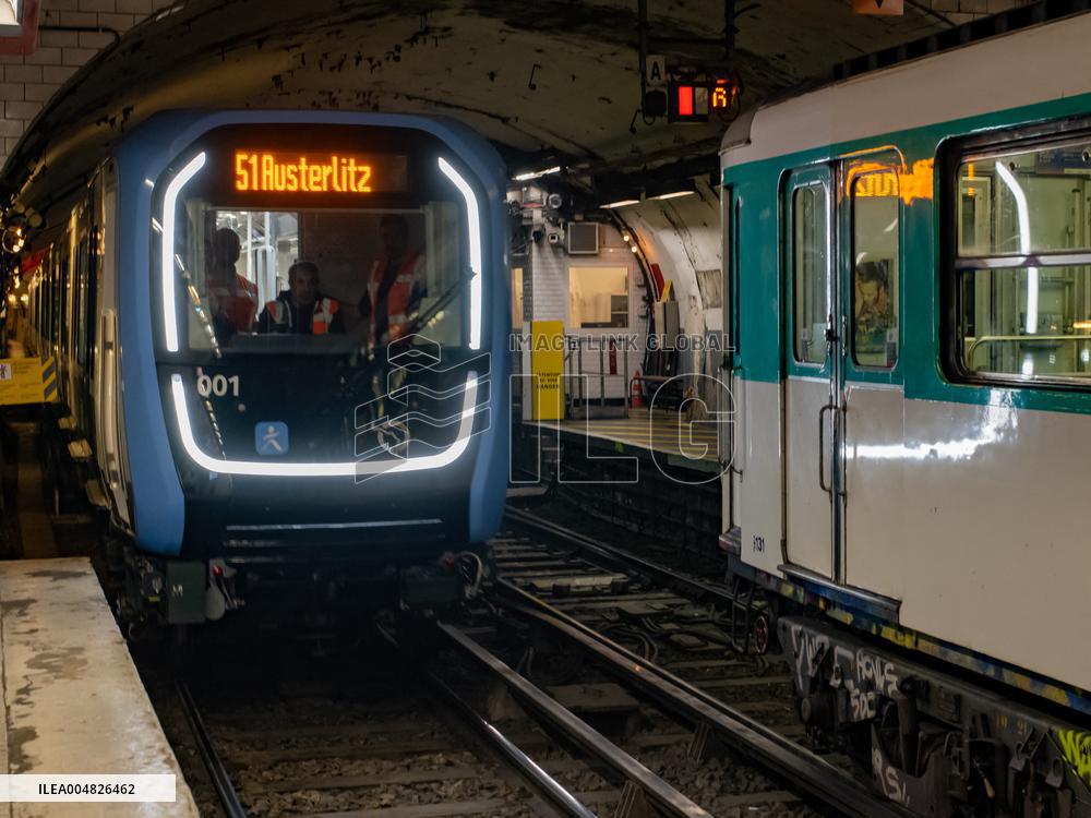 The New Trains on Metro Line 10 - Paris