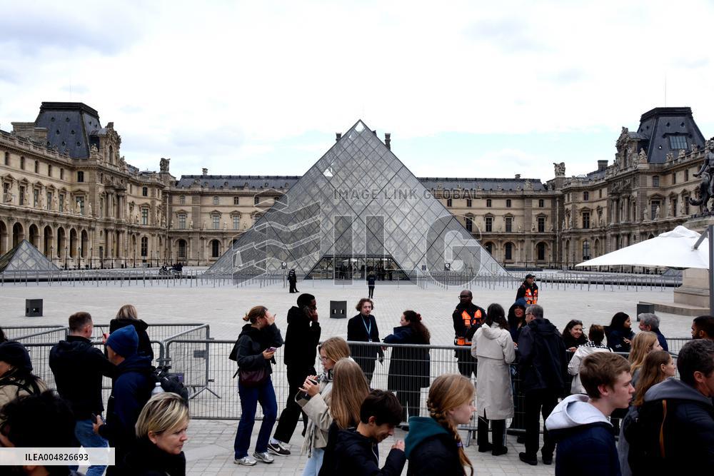 Day after Robbery of the closed Louvre Museum - Paris