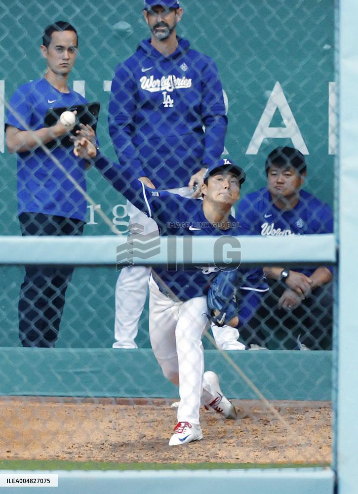Baseball: Dodgers pitcher Yamamoto ahead of World Series