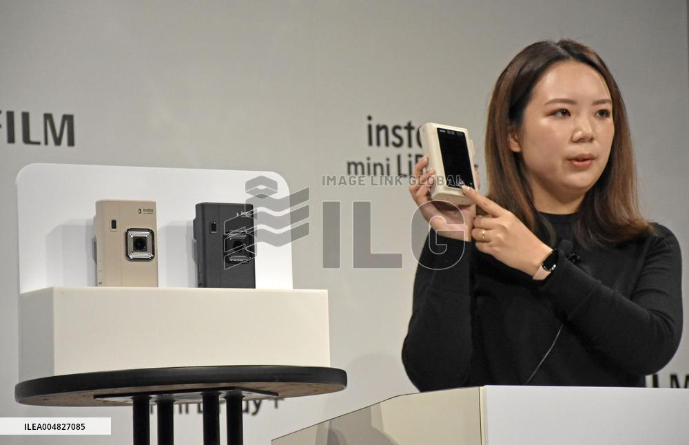 Fujifilm to launch new Cheki series instant camera