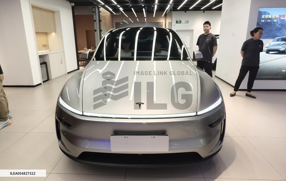 Tesla Model Y L EV
