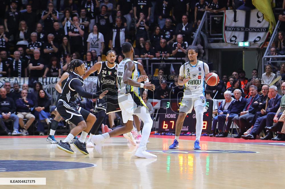 BASKET - Serie A - Virtus Olidata Bologna vs Vanoli Basket Cremona