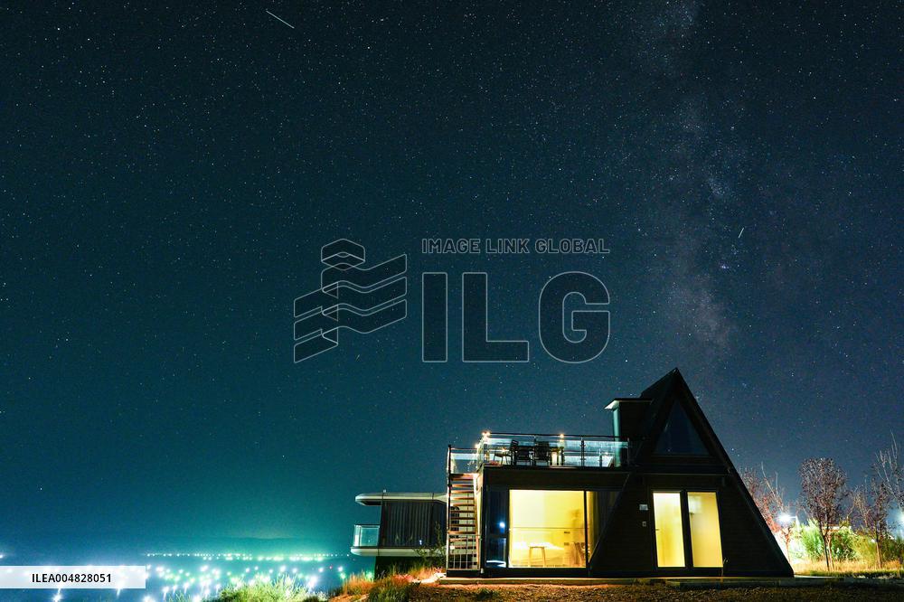 Longyang Gorge Fishery Tourism Development - China