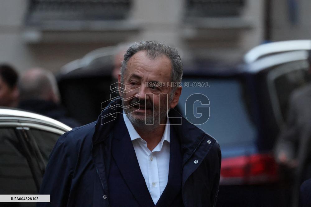 Sarkozy's Residence Before Incarceration - Paris