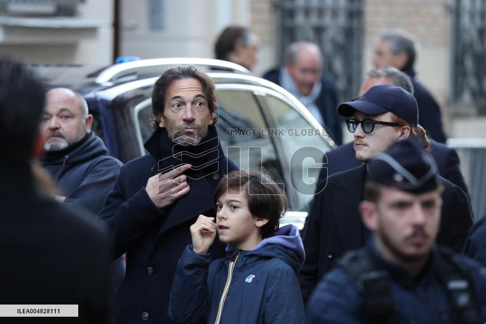 Sarkozy's Residence Before Incarceration - Paris