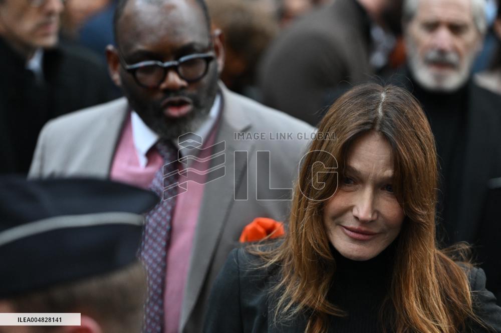 Sarkozy's Residence Before Incarceration - Paris