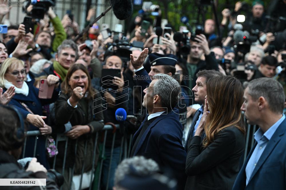 Sarkozy's Residence Before Incarceration - Paris