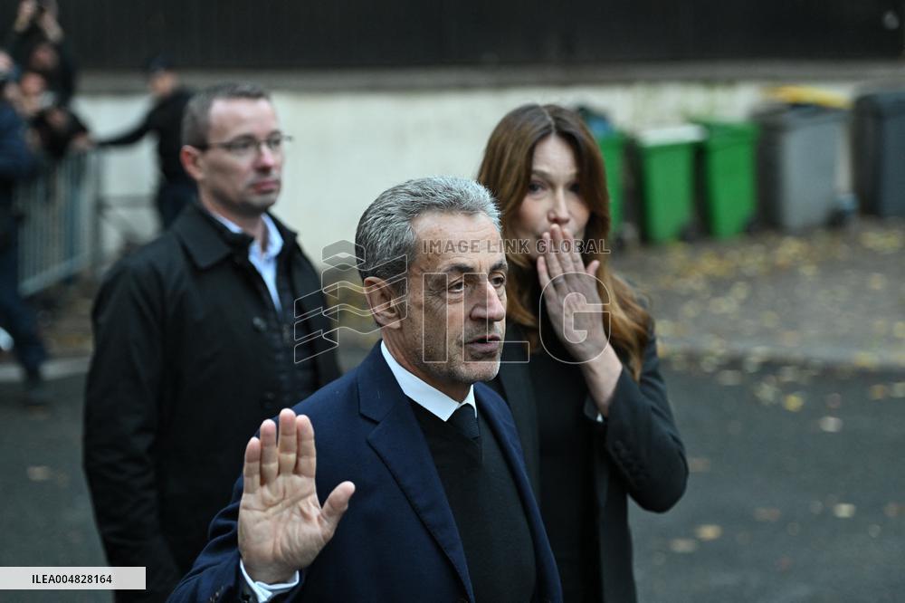 Sarkozy's Residence Before Incarceration - Paris