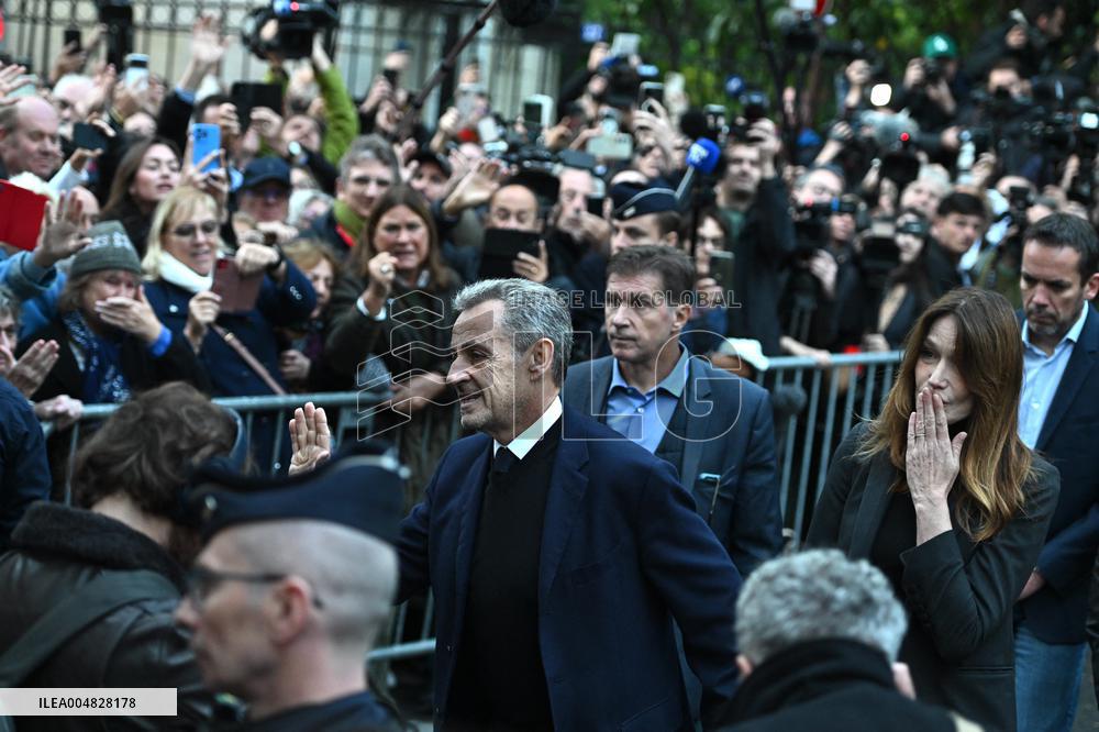 Sarkozy's Residence Before Incarceration - Paris