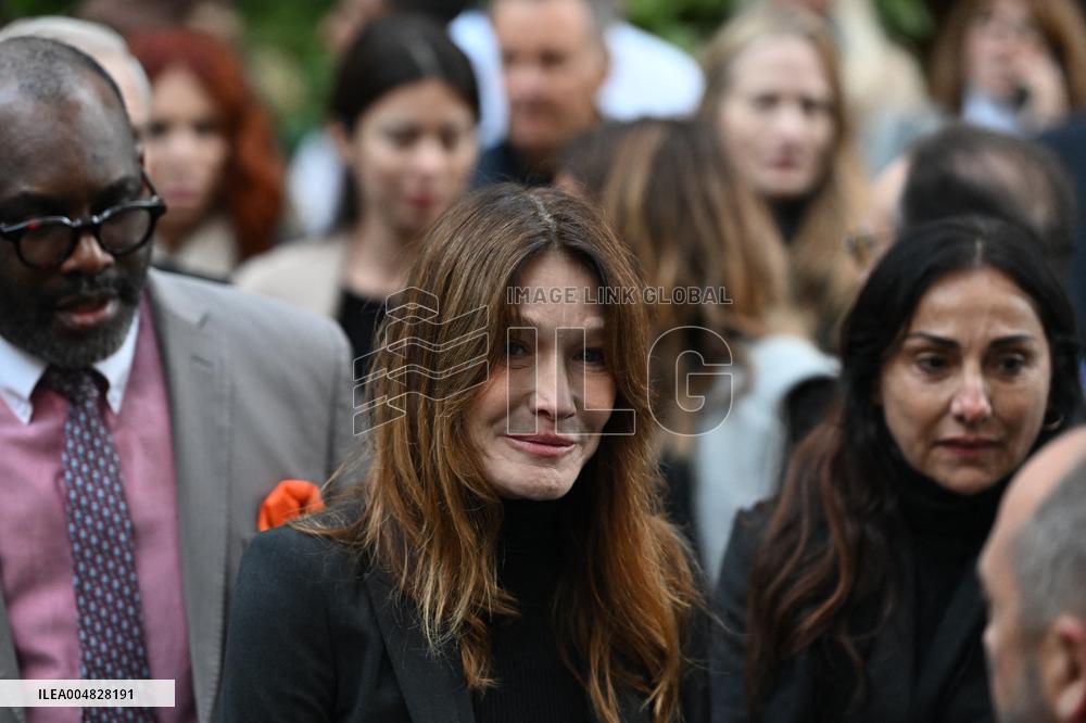 Sarkozy's Residence Before Incarceration - Paris