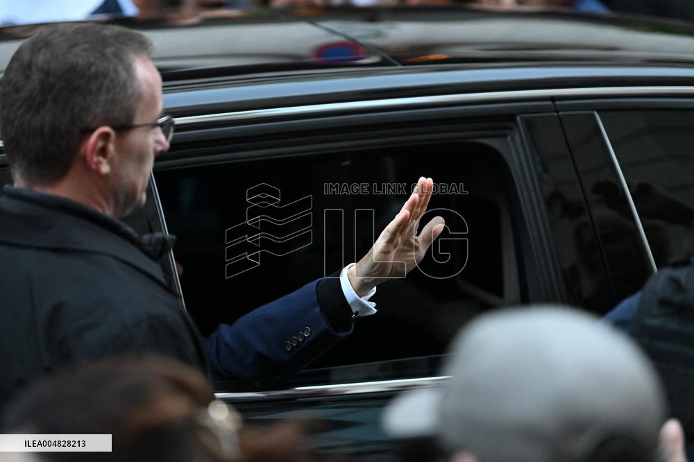 Sarkozy's Residence Before Incarceration - Paris