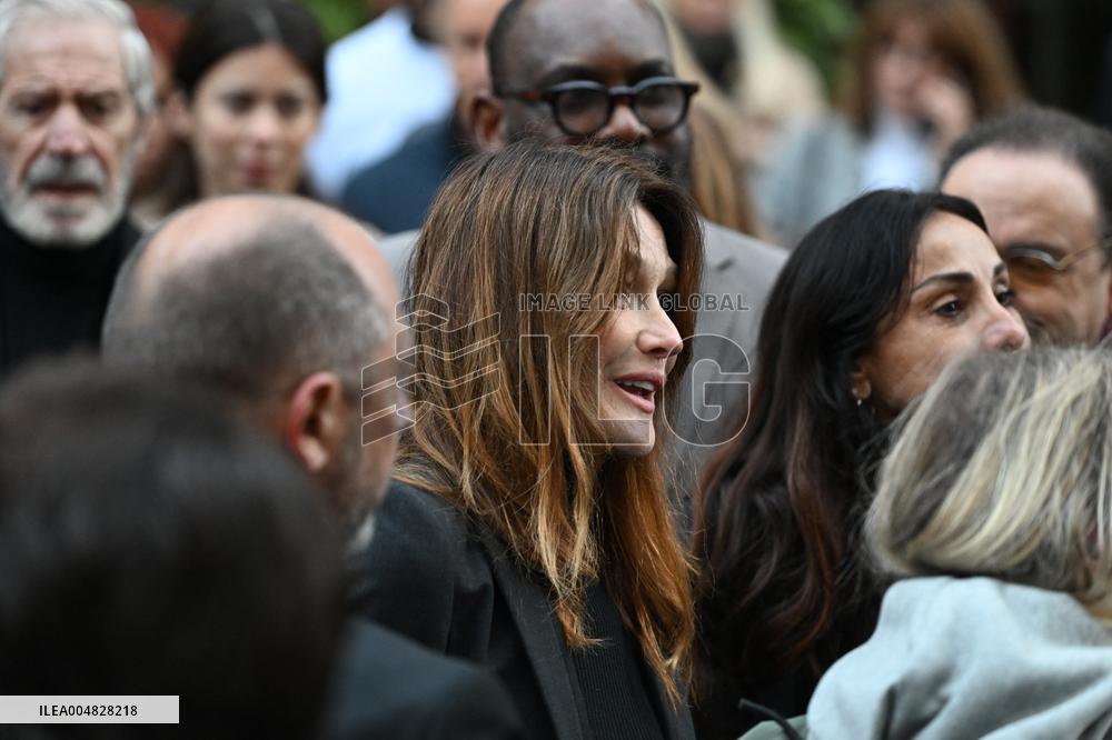 Sarkozy's Residence Before Incarceration - Paris